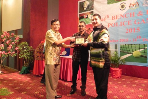 Bench & Bar vs Police Games 2015 II 0021